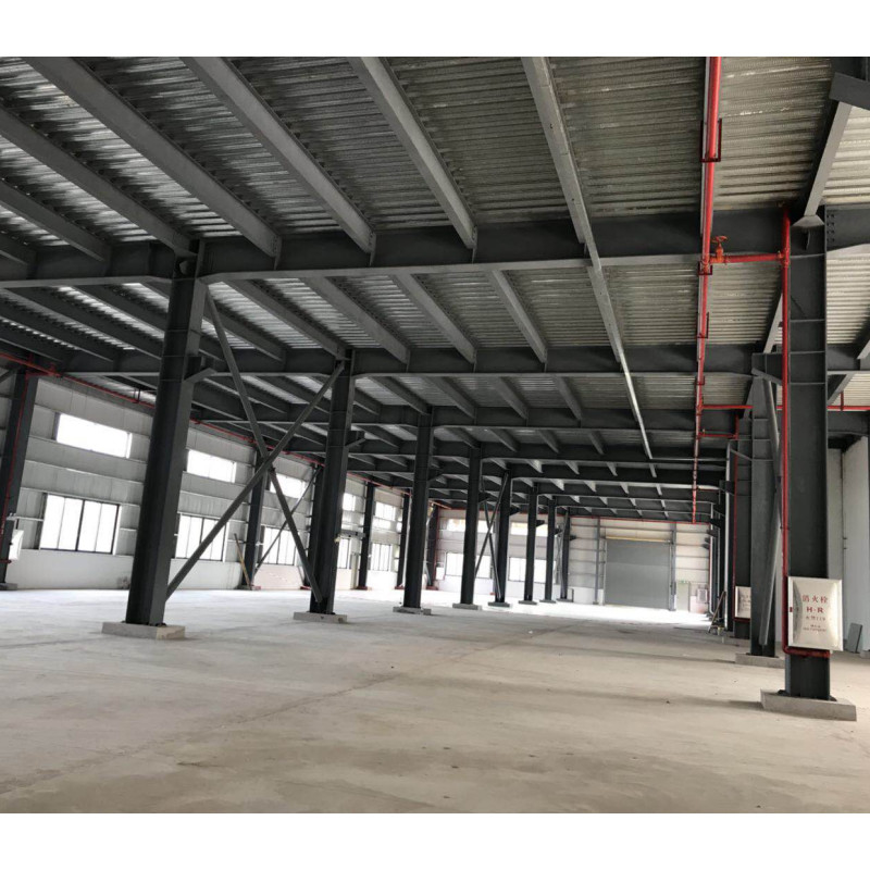 Q235 Schwermetallgebäude mit elektrischer Rolltür und Fenster aus Aluminiumlegierung