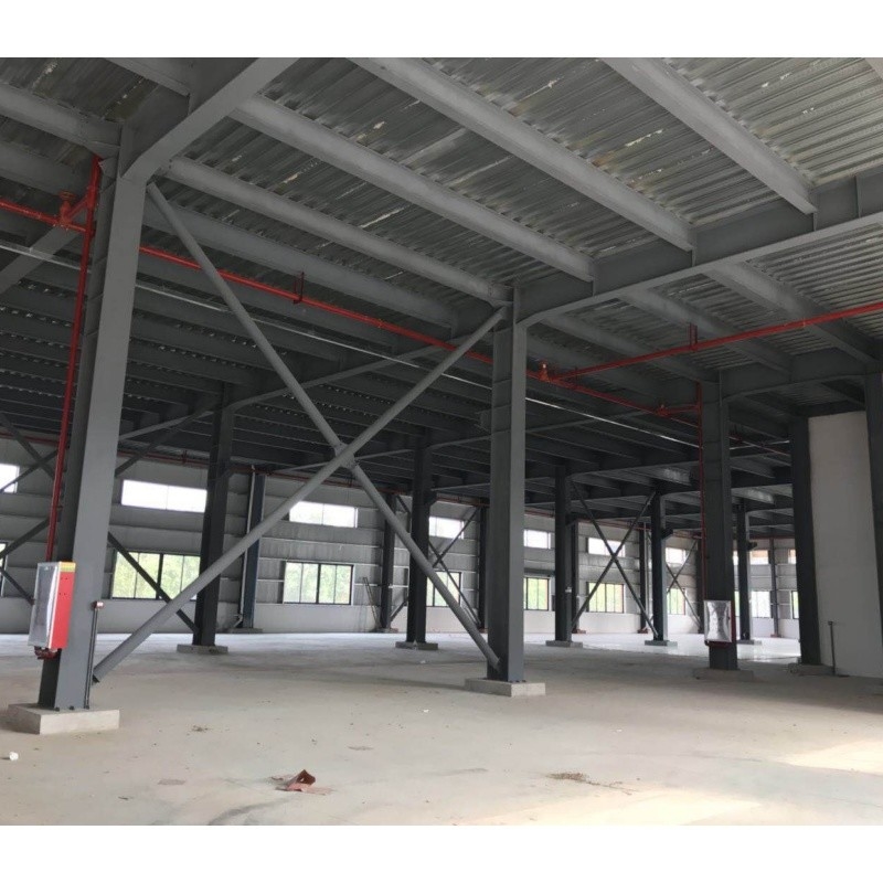 Q235 Schwermetallgebäude mit elektrischer Rolltür und Fenster aus Aluminiumlegierung