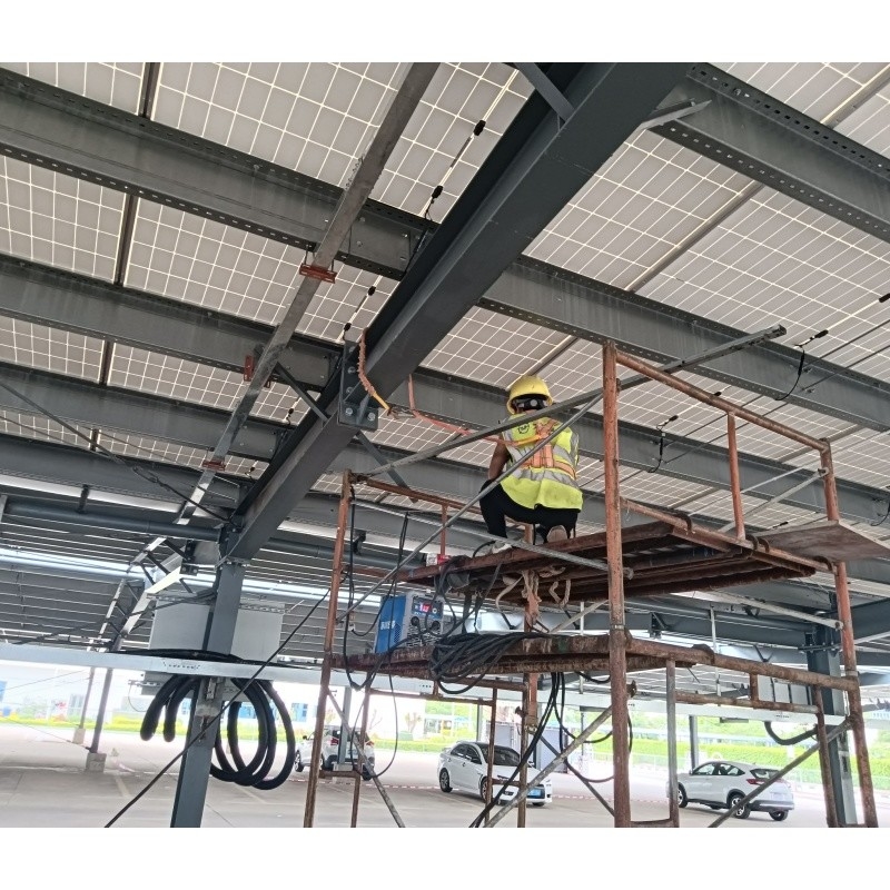 Langlebiges Photovoltaikprojekt mit H-förmiger Stahlkonstruktion und Brückenart