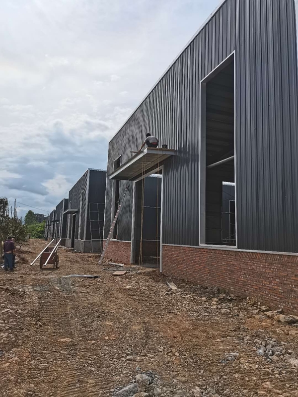 Hot Dip Galvanized Feuchtigkeitsdicht Stahlrahmen Gewächshaus Bauen für Gemüse Gewächshaus Lager