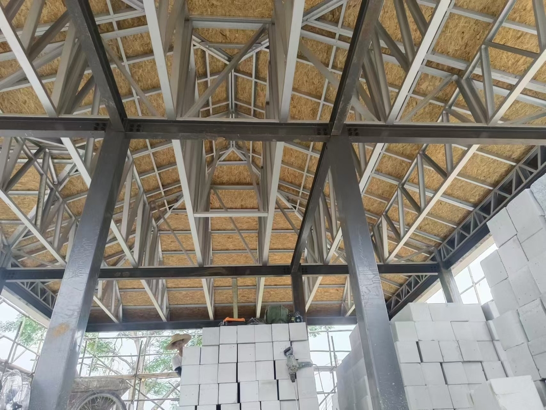 Leichtes Stahlrahmen Keel Stahlkonstruktion Vorgefertigte Luxusvilla Zweistöckiges Vorgefertigtes Haus