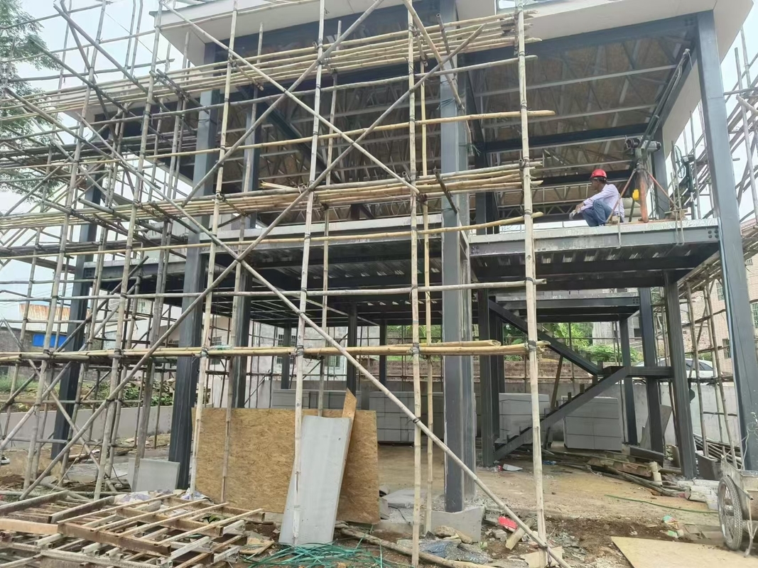 Leichtes Stahlrahmen Keel Stahlkonstruktion Vorgefertigte Luxusvilla Zweistöckiges Vorgefertigtes Haus
